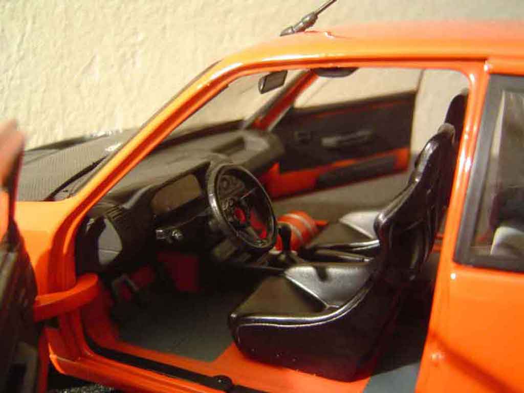 Peugeot 205 GTI tuning 1/18 Solido