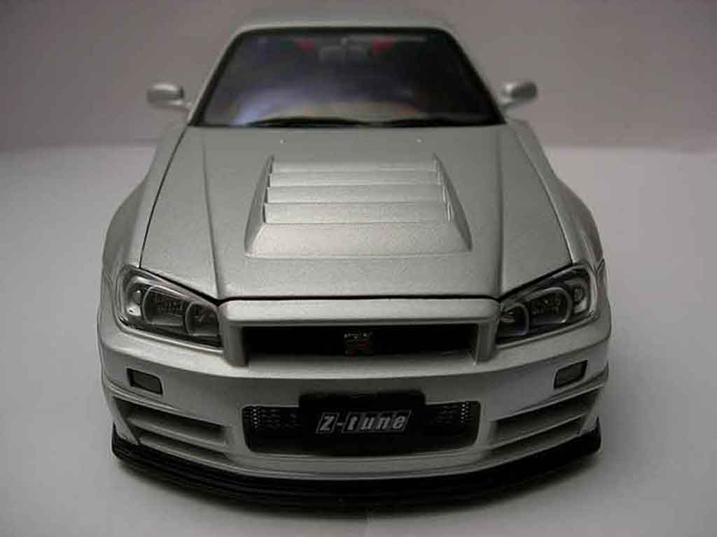 Nissan Skyline R34 GTR 1/18 Autoart R34 GTR nismo z-tune modelauto