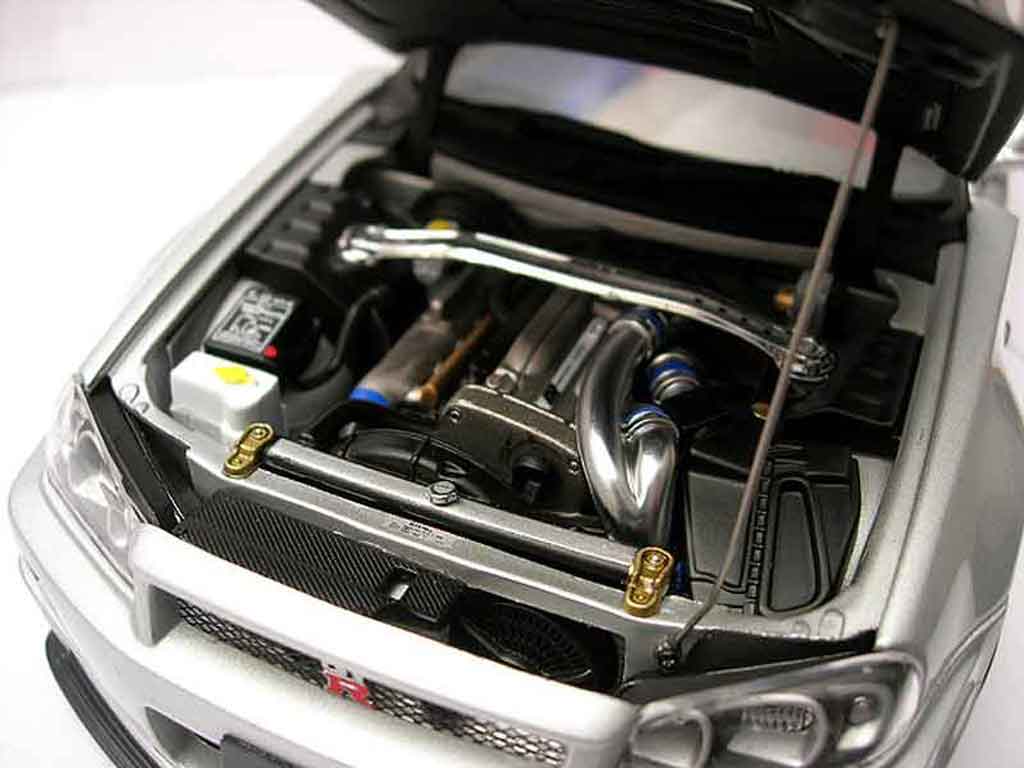 Nissan Skyline R34 GTR nismo z-tune 1/18 Autoart