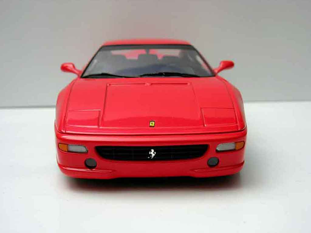 Ferrari F355 Berlinetta Sedan gtb rood 1/18 Ut Models