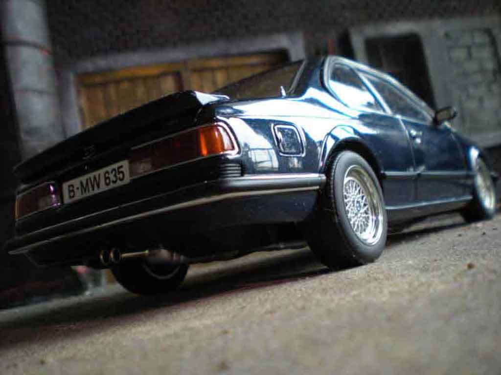 Bmw 635 CSi m blauw m&eacute;tallis&eacute; 1/18 Autoart