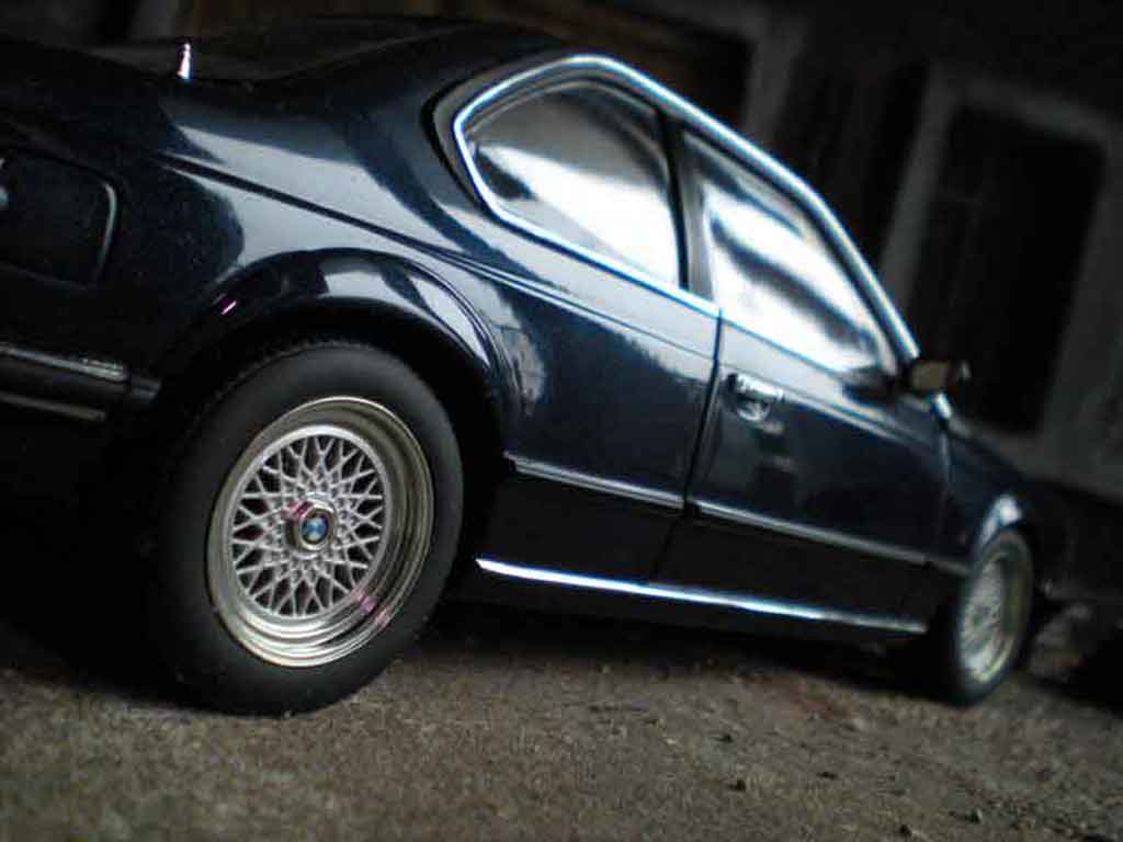 Bmw 635 CSi m blauw m&eacute;tallis&eacute; 1/18 Autoart