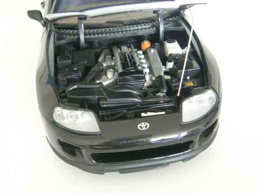 Toyota Supra Base zwart 1/18 Kyosho