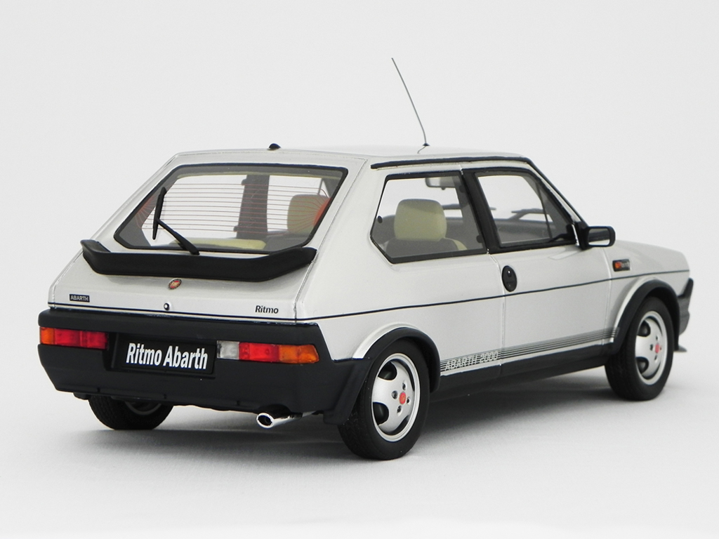 Fiat Ritmo Abarth LM089 grijs 1/18 Laudoracing Models