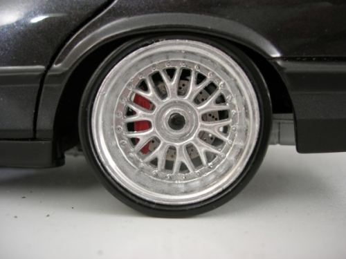 Bmw 535 tuning 1988 i zwart jantes bbs bords larges 1/18 Minichamps