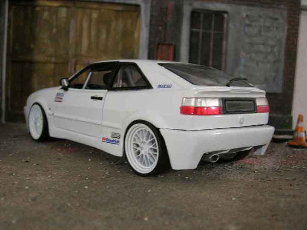 Volkswagen Corrado VR6 street racer 1/18 Revell