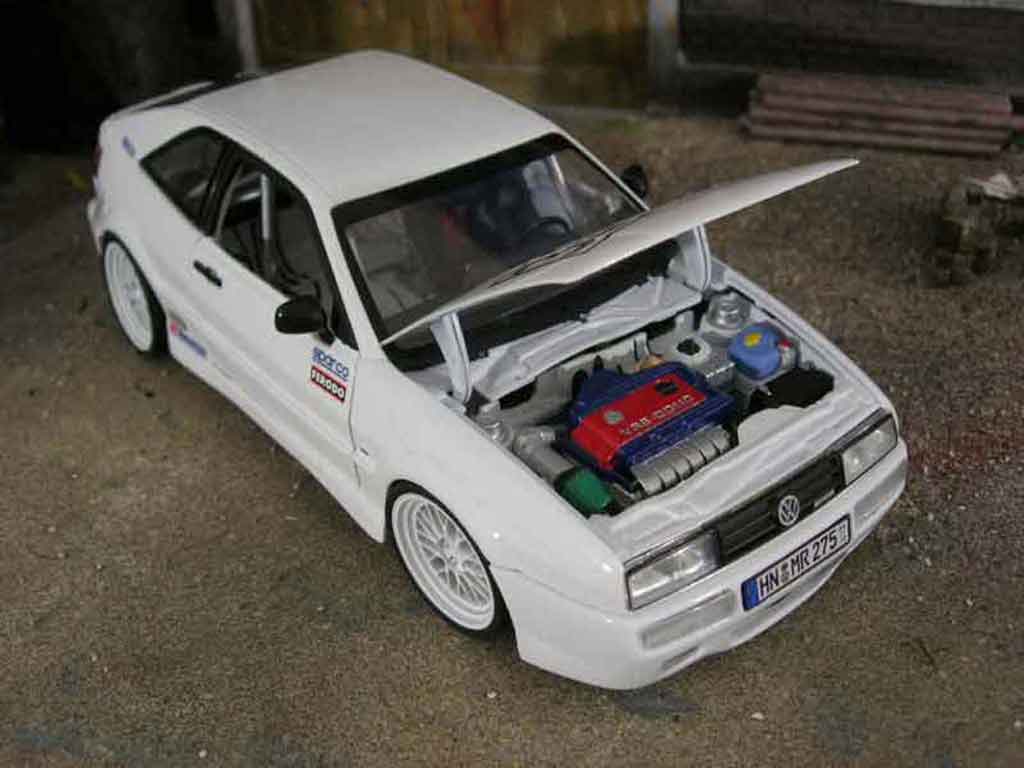 Volkswagen Corrado VR6 street racer 1/18 Revell