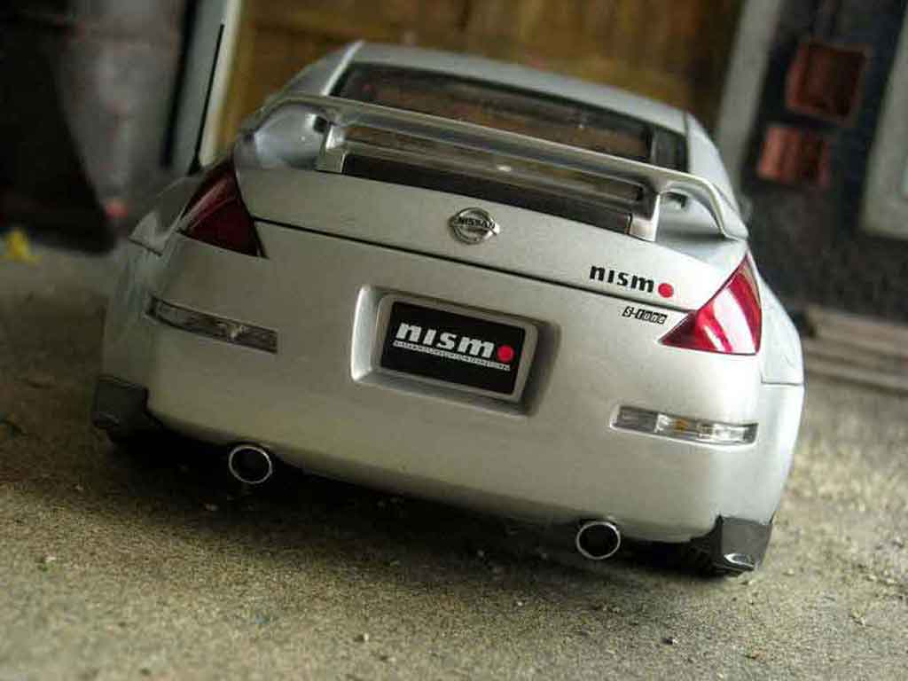 Nissan 350Z Base Nismo s-tune 1/18 Autoart