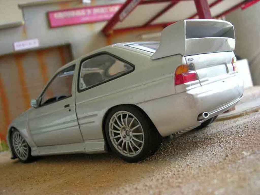 Ford Escort WRC rs 1/18 Ut Models