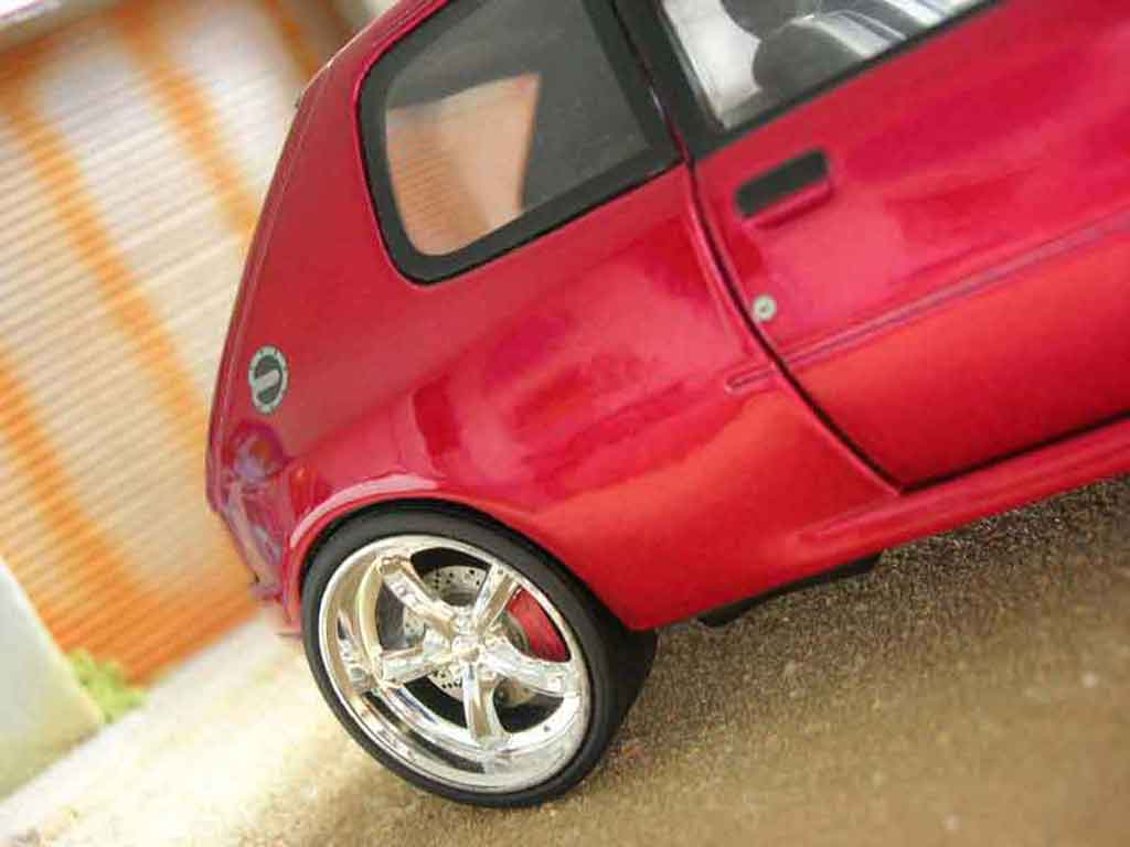 Peugeot 205 GTI Dimma rood 1/18 Solido