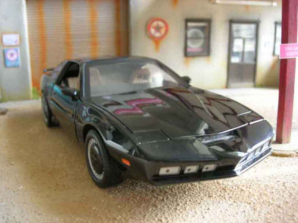 Pontiac Knight Rider Base 1/18 Ertl