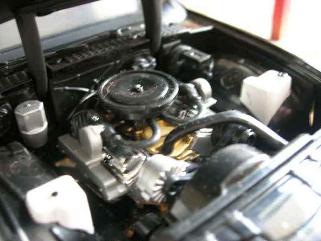 Pontiac Knight Rider Base 1/18 Ertl