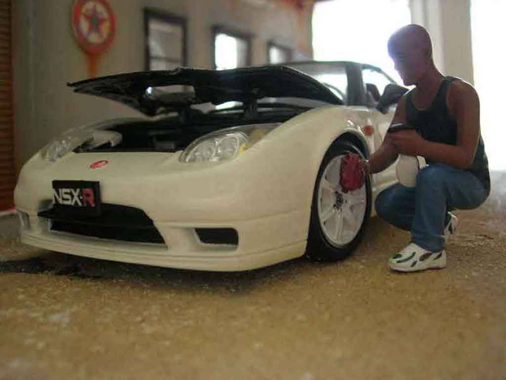 Honda NSX 1/18 Motormax type r modelauto