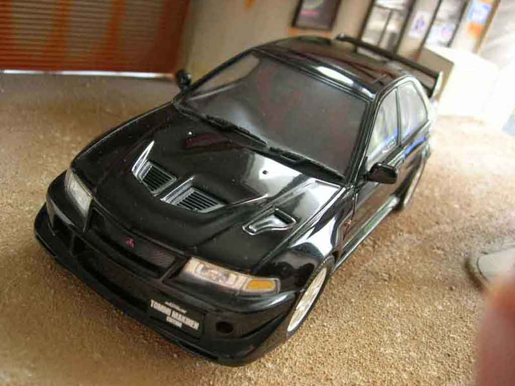 Mitsubishi Lancer Evolution VI tommi makinen edition zwart 1/18 Autoart