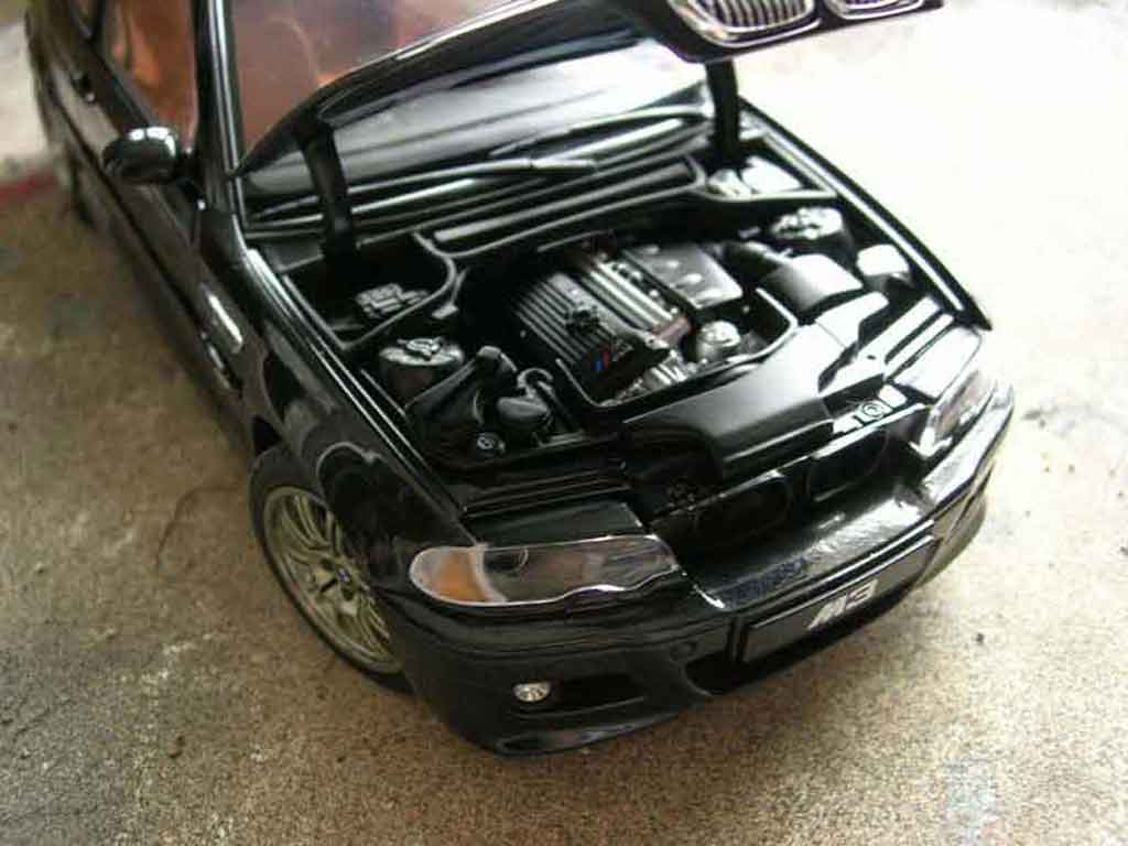Bmw M3 coupe E46 zwart 1/18 Autoart
