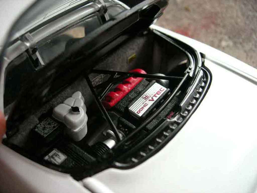 Acura NSX Berlinetta wit 1/18 Kyosho