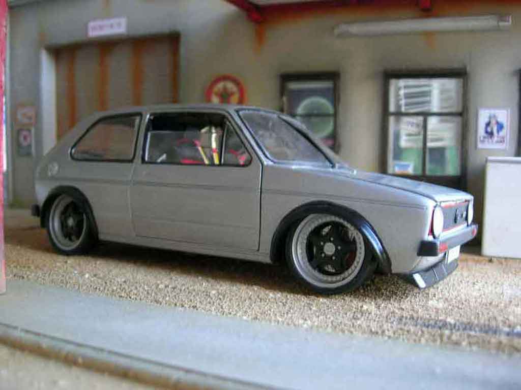 Volkswagen Golf GTI jantes Porsche rs 1/18 Solido
