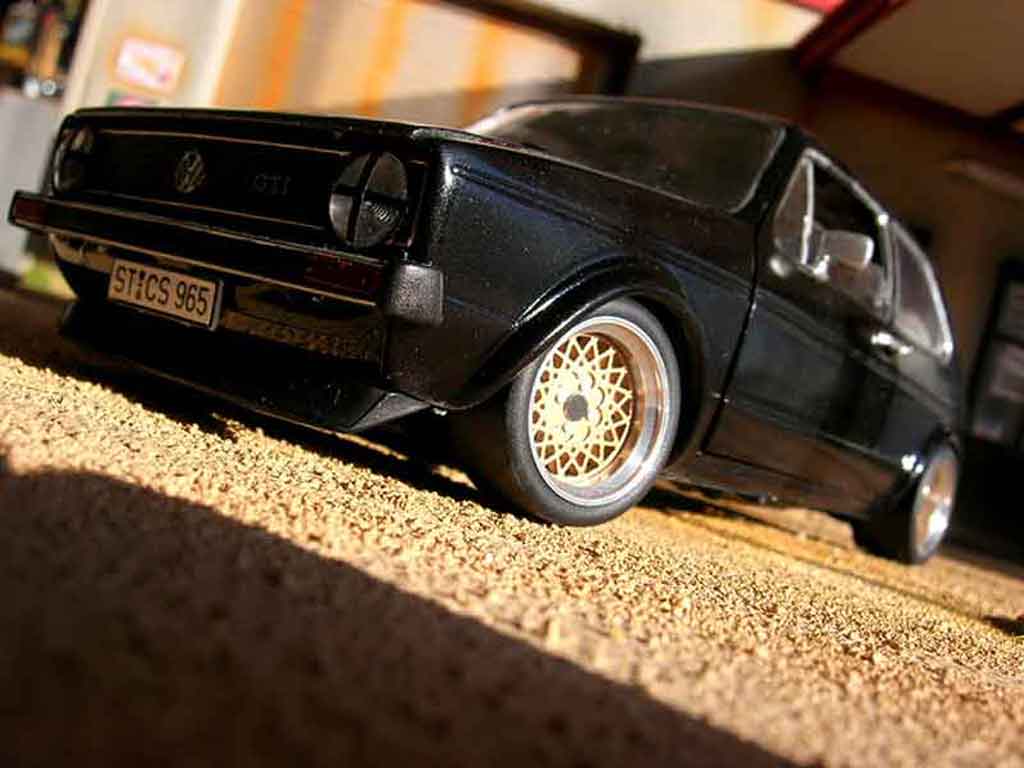 Volkswagen Golf GTI 1 swap moteur audi tt zwart 1/18 Solido