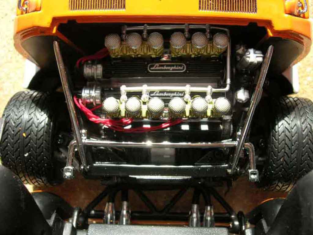 Lamborghini Miura Jota svr oranje 1/18 Kyosho