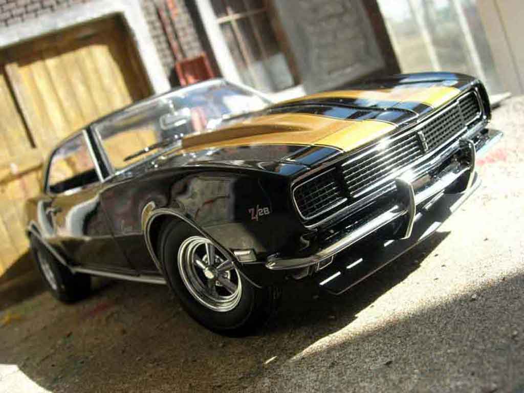 Chevrolet Camaro Z28 street stalkerz grijs zwart bandes dorees 1968 1/18 Exact Detail Replicas