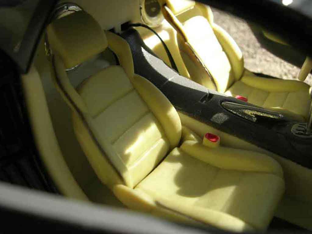 Lamborghini Gallardo SE tuning zwart 1/18 Playerz