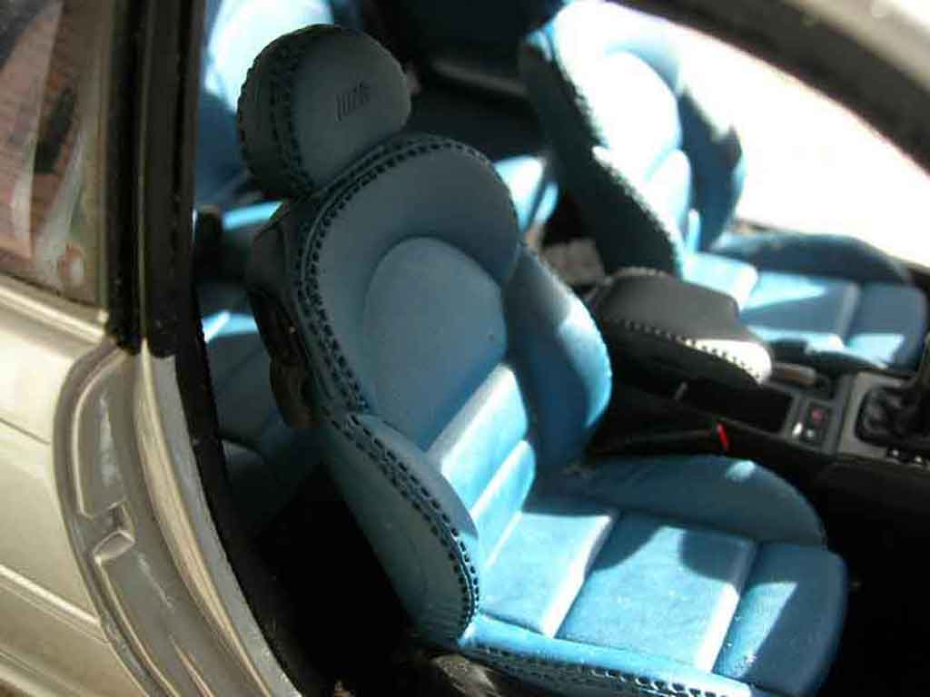 Bmw M3 coupe E46 grijs 1/18 Kyosho