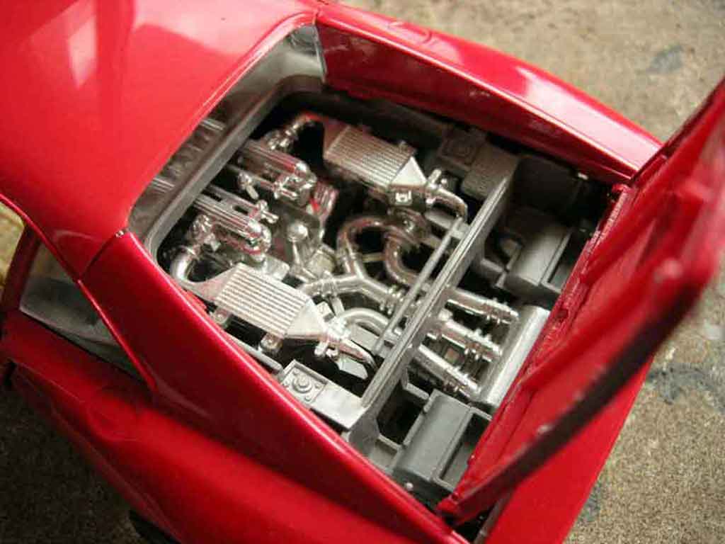 Ferrari 288 GTO rood jantes f40 1/18 Burago
