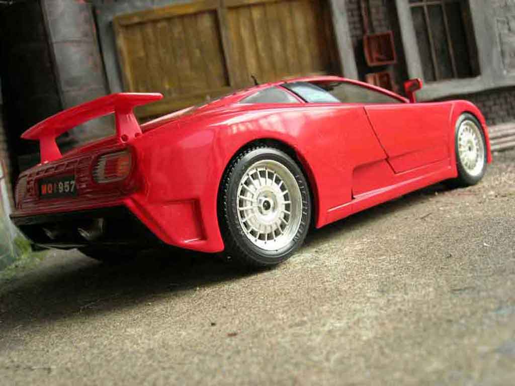 Bugatti EB110 GT 1/18 Burago