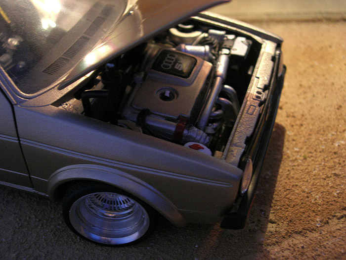 Volkswagen Golf GTI 1 german look swap moteur audi tt jantes bords larges 1/18 Solido