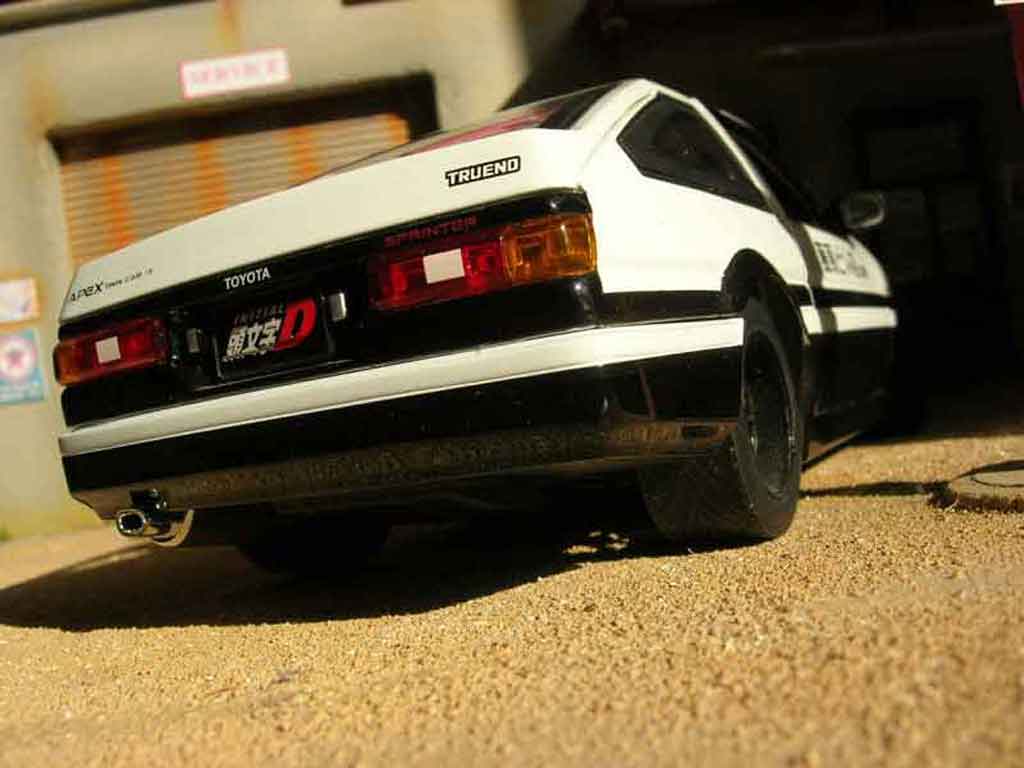 Toyota Trueno AE86 1/18 Jada Toys