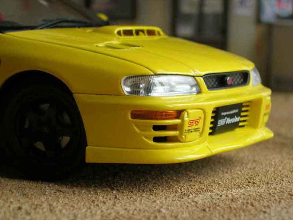 Subaru Impreza Type R gt turbo sti geel 1/18 Autoart