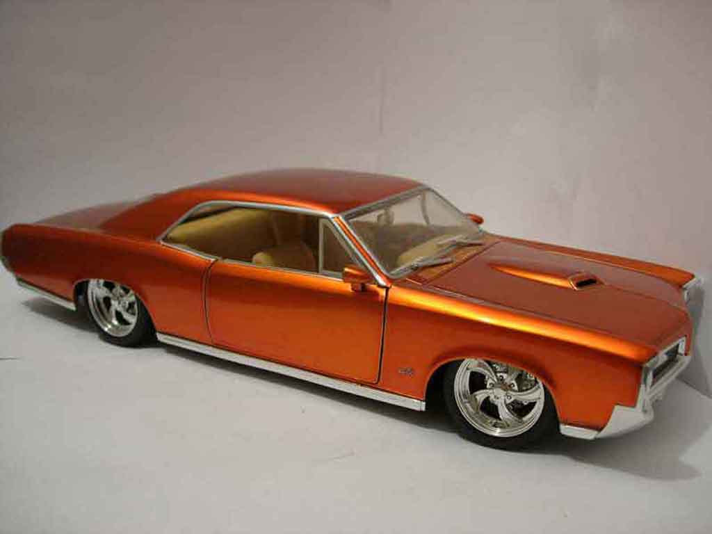 Pontiac GTO 1/18 Jada Toys 1966 modelauto