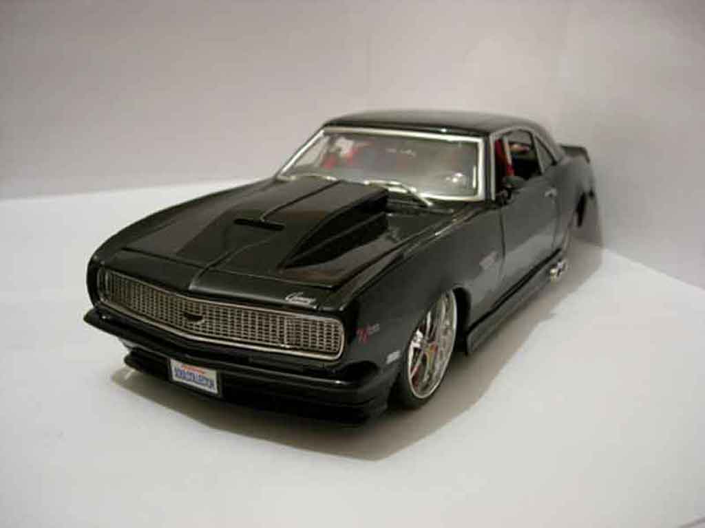 Chevrolet Camaro Z28 1/18 Jada Toys Z28 zwart 1968 modelauto