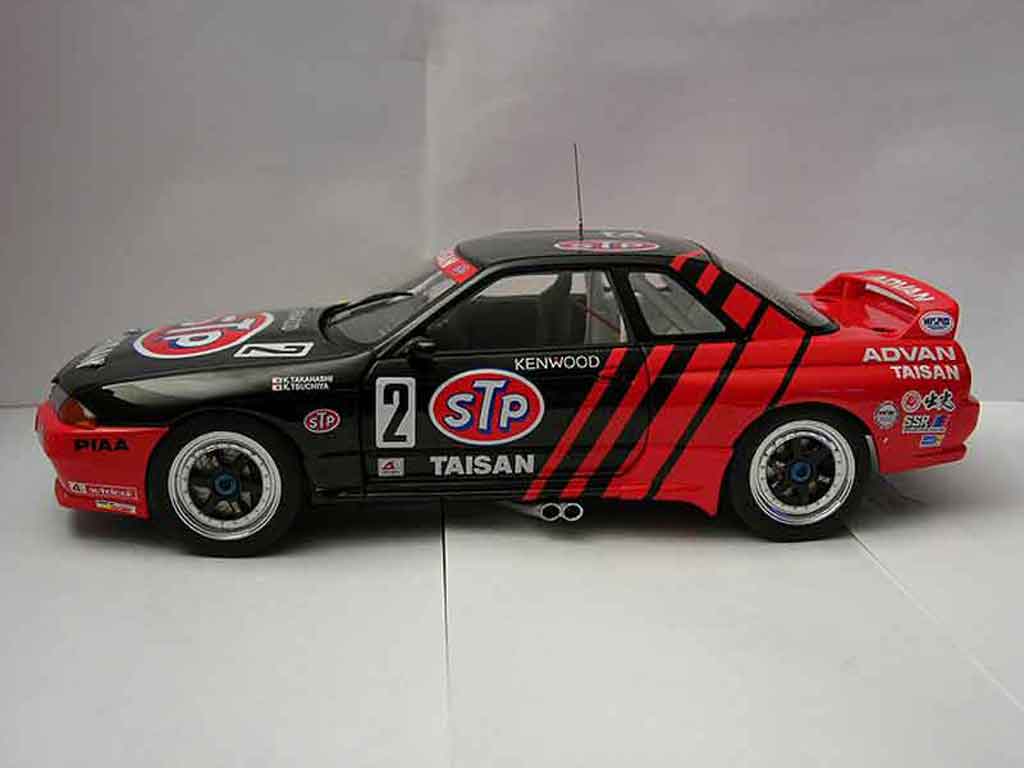 Nissan Skyline R32 gt-r group a 1993 stp taisan gt-r #2 team kunimitsu 1/18 Autoart