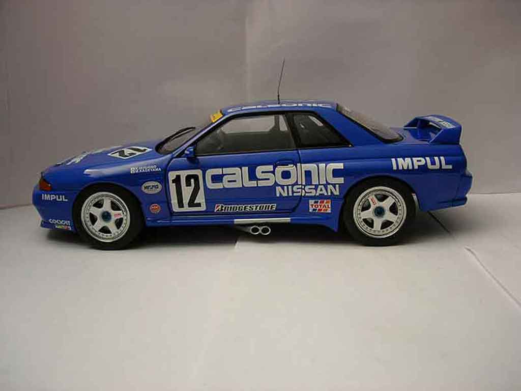 Nissan Skyline R32 1/18 Autoart R32 calsonic #12 1993 modelauto
