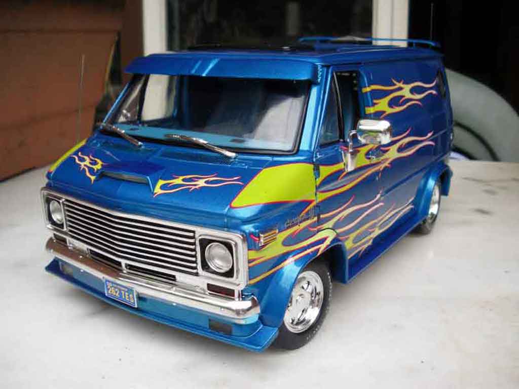 Chevrolet Van fourgon 1974 1/18 Highway 61
