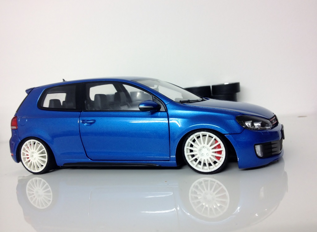 Volkswagen Golf VI GTI 1/18 Norev VI GTI blauw jantes OZ racing modelauto