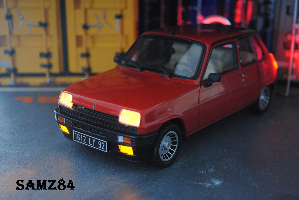 Renault 5 Alpine 1/18 Ottomobile Alpine Turbo Rood LED modelauto