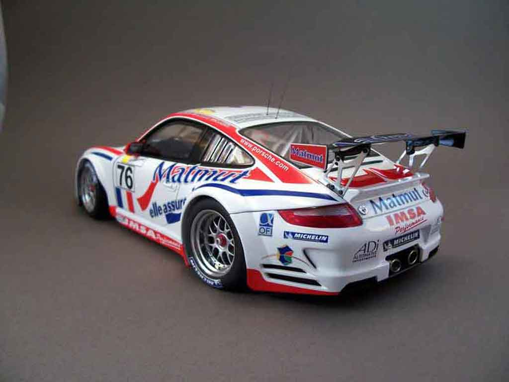 Porsche 911 GT3 RSR 2007 76lm07 1/18 Autoart