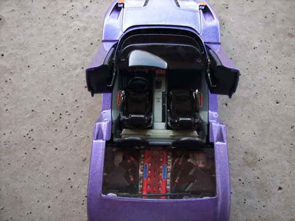 Bugatti EB110 barquette blauw 1/18 Burago