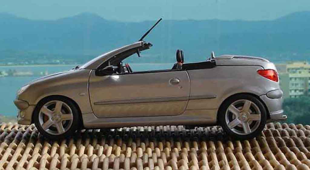 Peugeot 206 CC rc 1/18 Solido