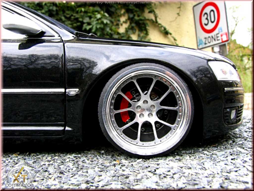 Audi A8 berline zwart jantes 20 pouces 1/18 Kyosho