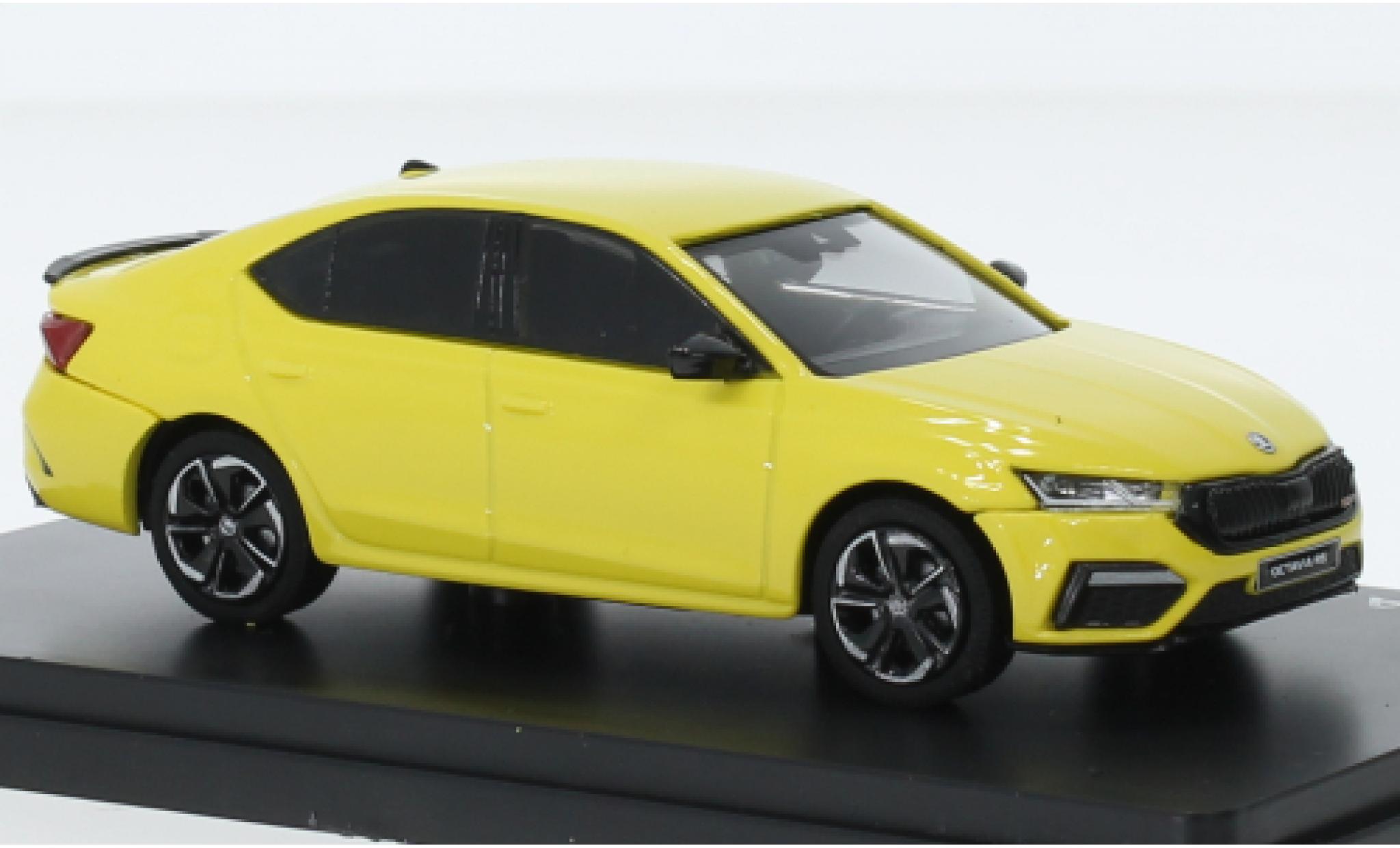 Skoda Octavia 1/43 Abrex IV RS geel 2020 modelauto