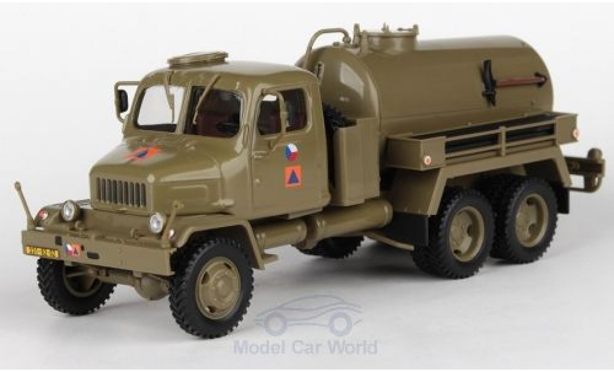 Praga V3S 1/43 Abrex Tankwagen Czech Army Civil Defense 1967 modelauto