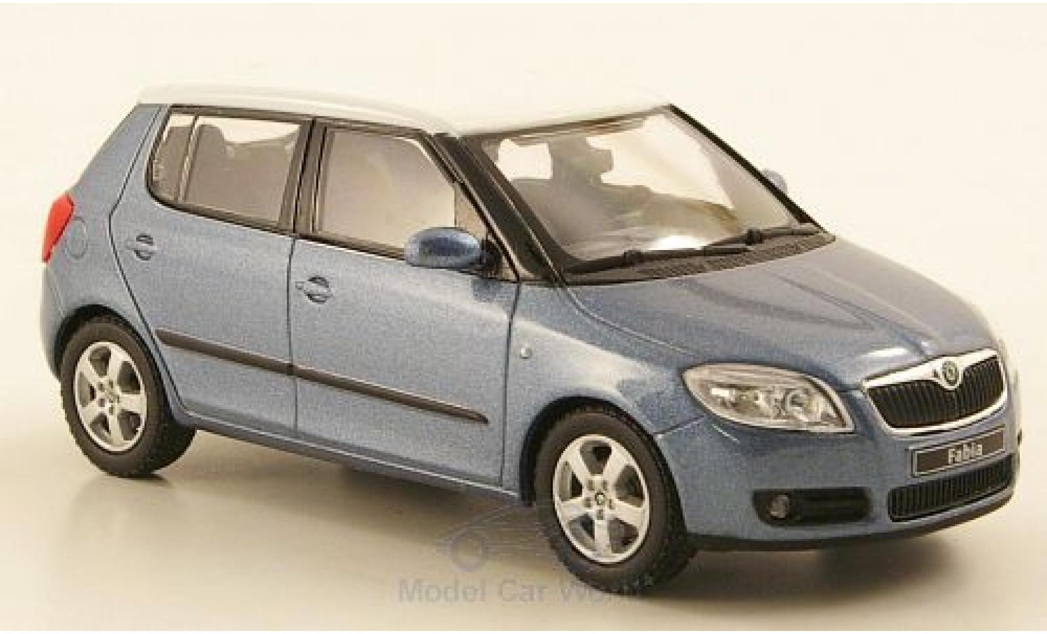 Skoda Fabia 1/43 Abrex II metallic grijs/wit 2006 modelauto