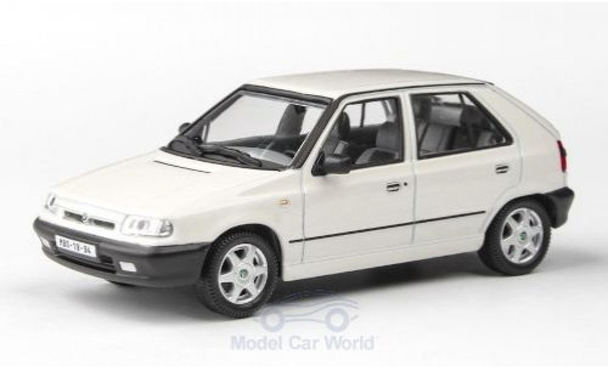 Skoda Felicia 1/43 Abrex 1.3 GLXi wit 1994 modelauto