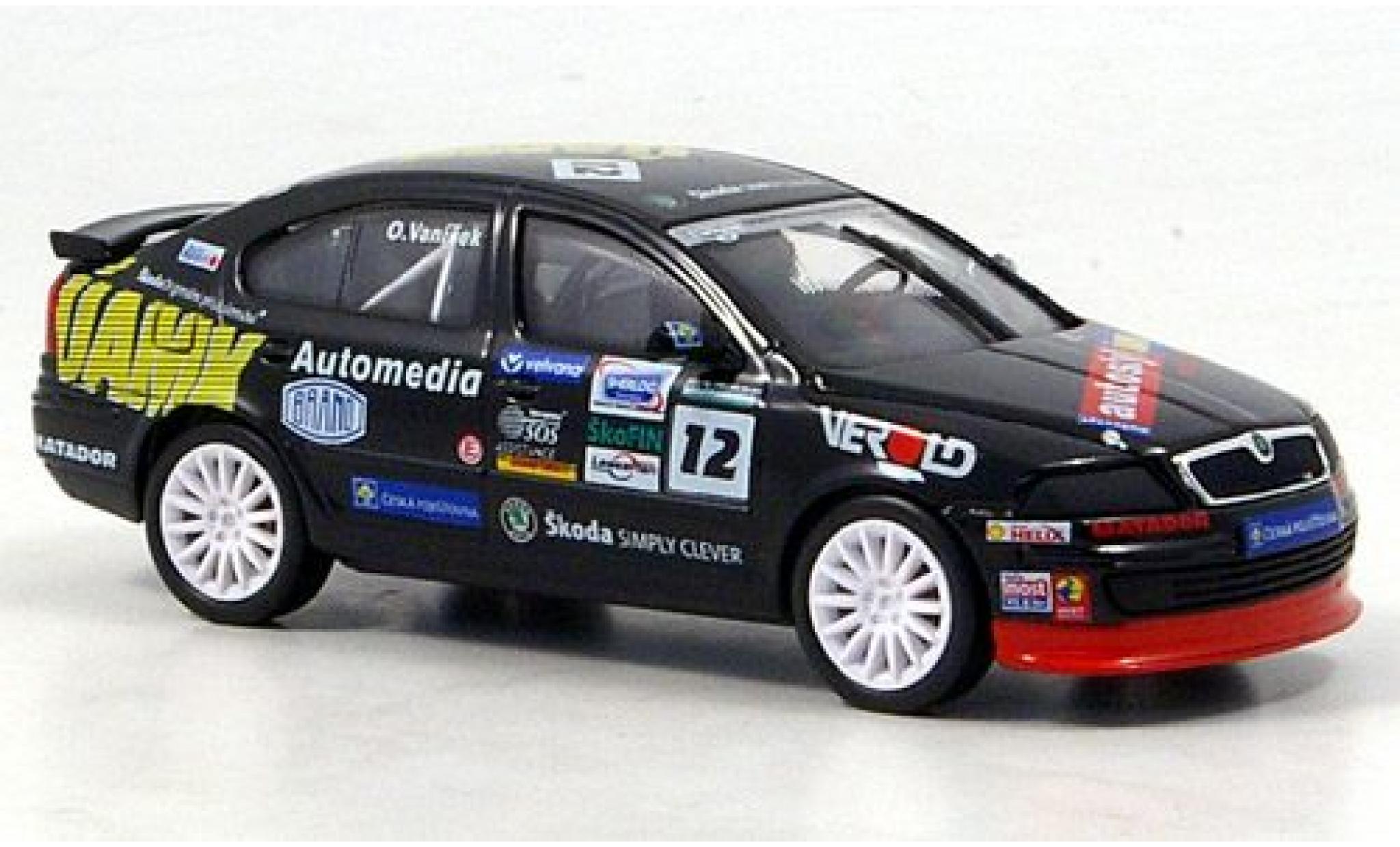 Skoda Octavia 1/43 Abrex Cup No.12 2005 O.Vanisek modelauto