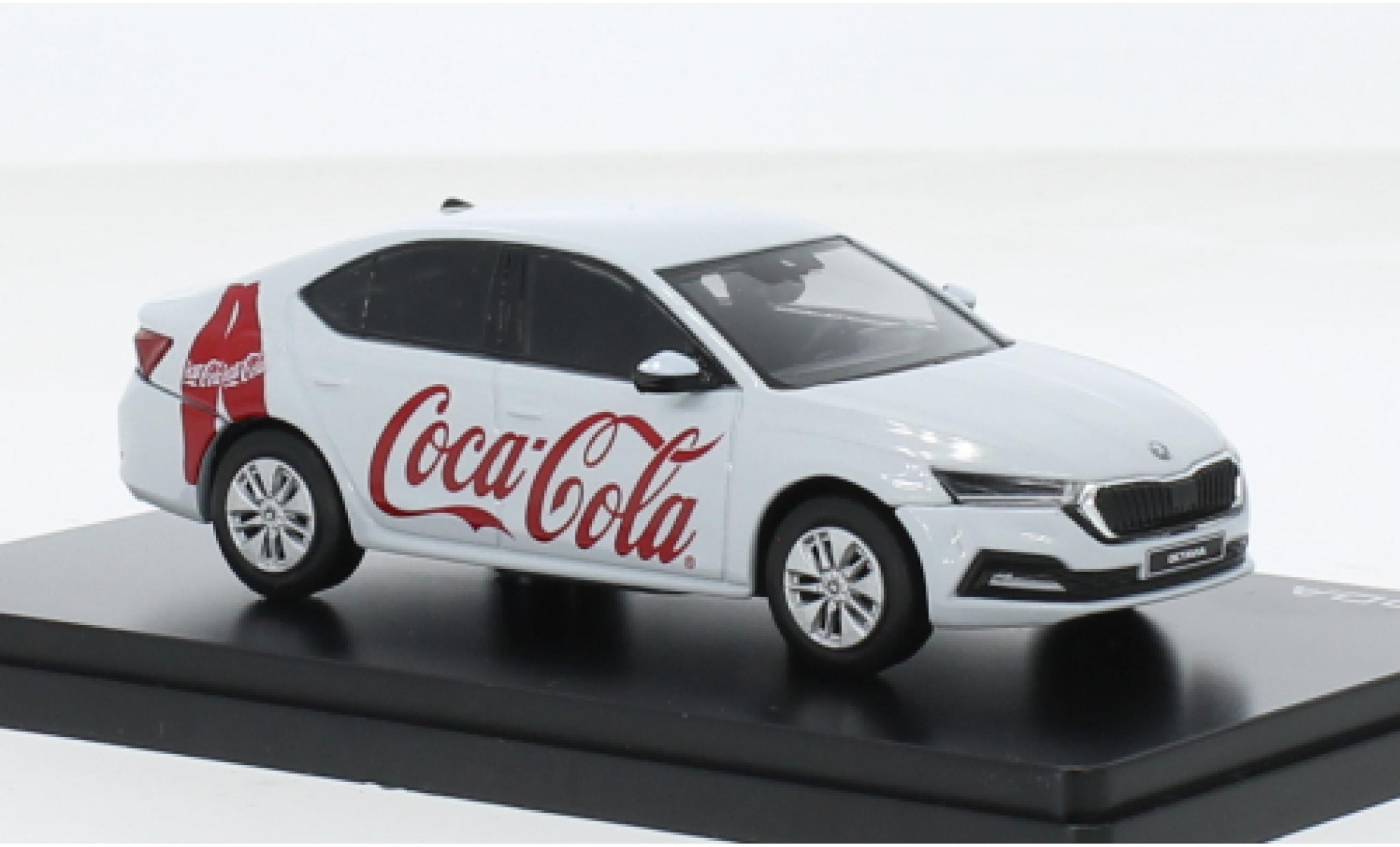 Skoda Octavia 1/43 Abrex IV wit Coca Cola 2020 1:43 modelauto
