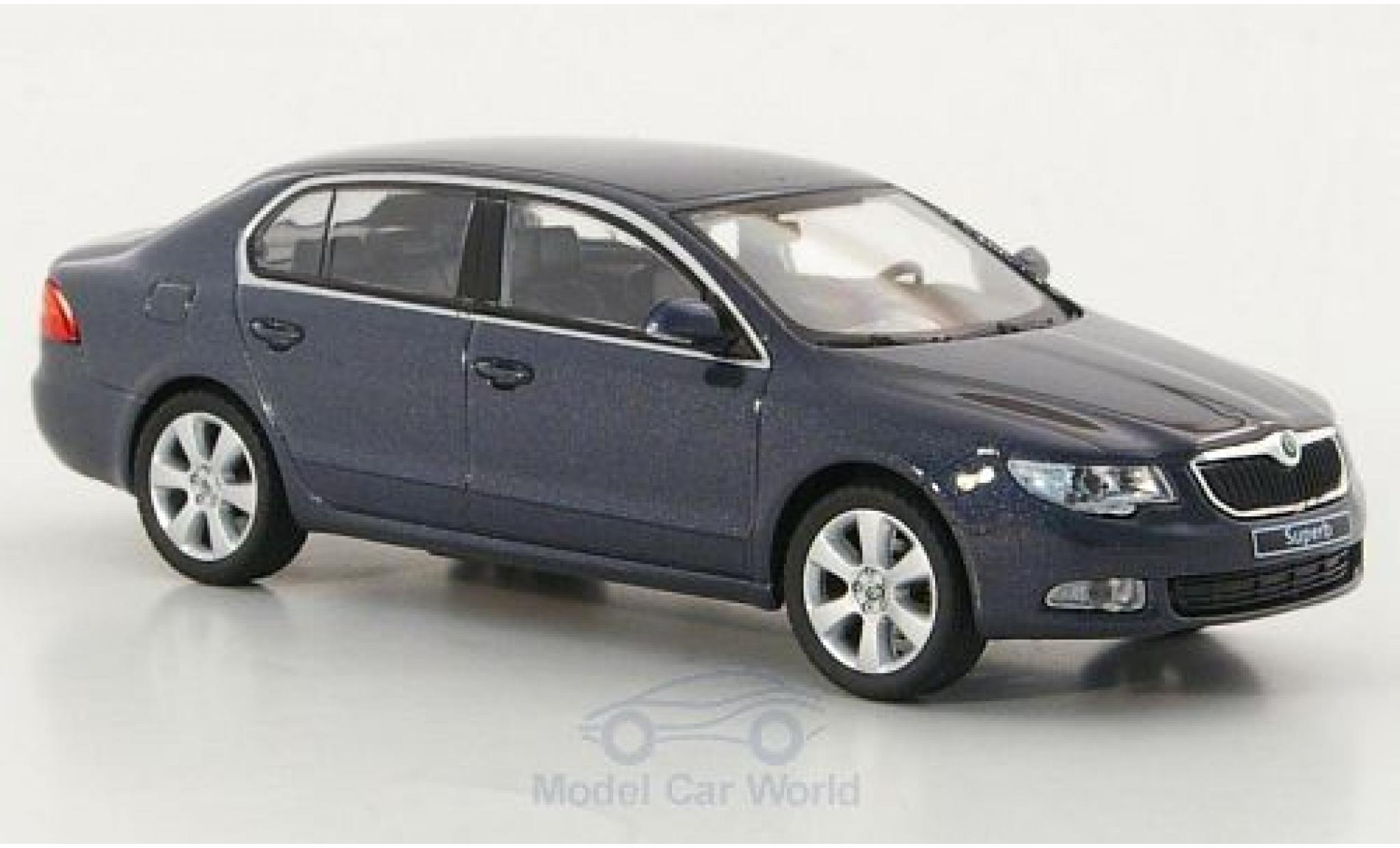 Skoda Superb 1/43 Abrex II blauw modelauto