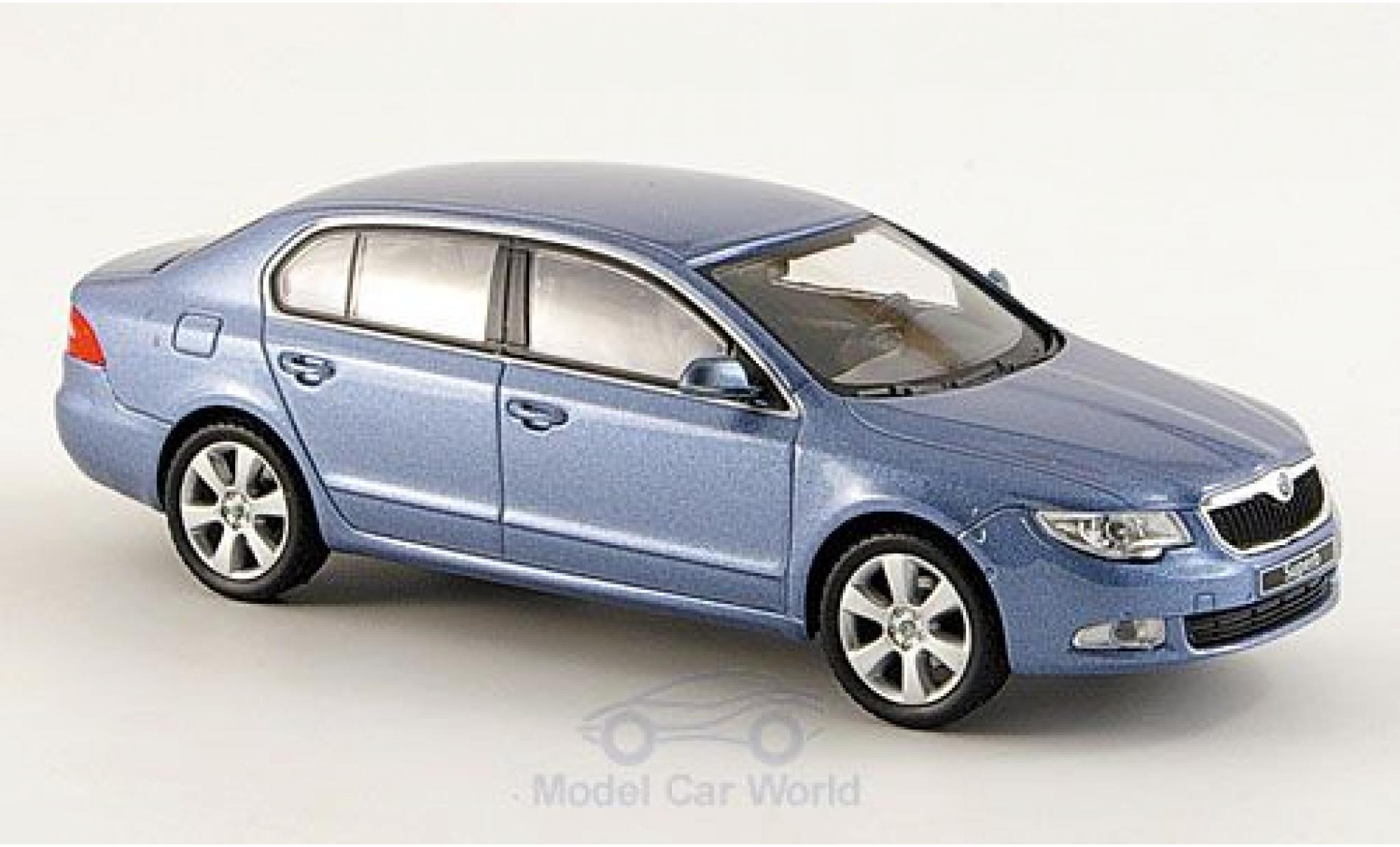 Skoda Superb 1/43 Abrex II metallic blauw modelauto